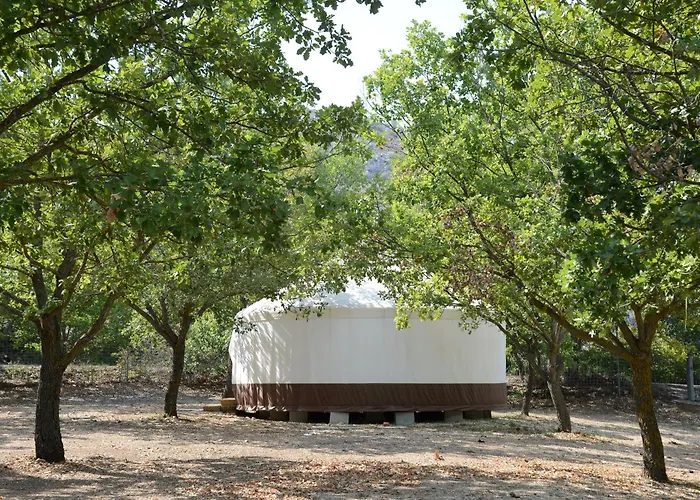 Kamp alanı Tenuta Il Guerriero Capestrano